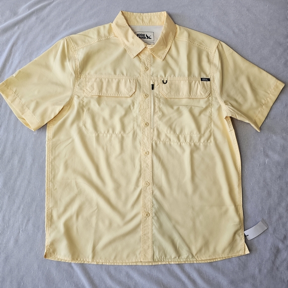 Eddie Bauer Guide Short Sleeve Button-Down Shirt - Men's size M - Picture 1 of 12